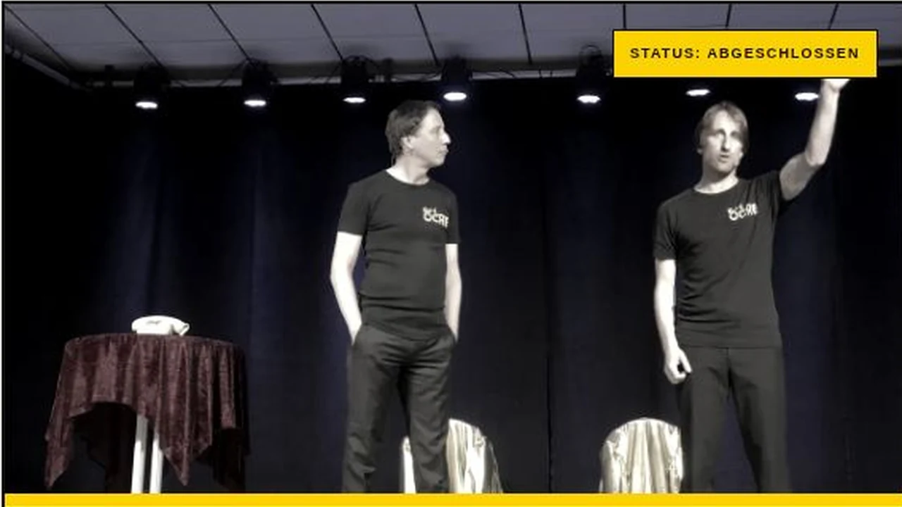 Hoppla – Das Duo mit Oche Under Construction auf der Bühne